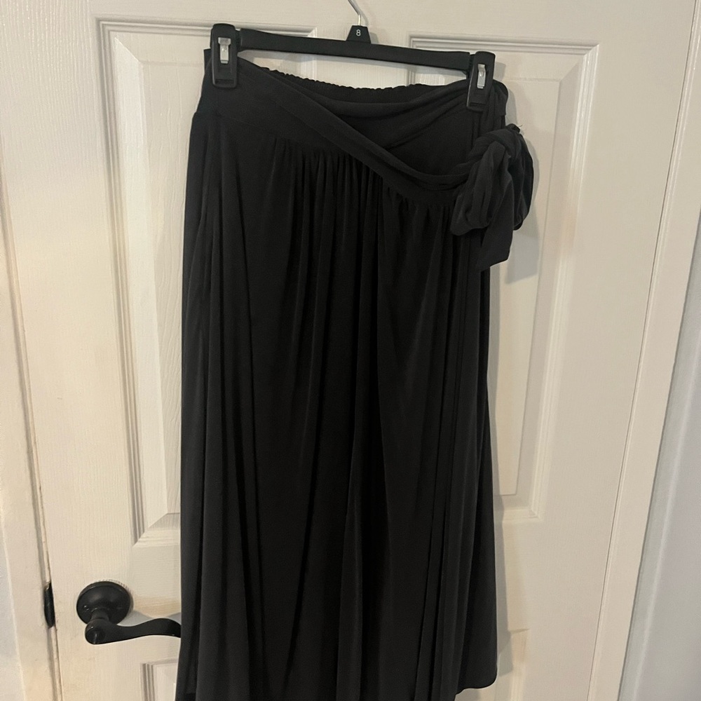 Elegant Black Skirt